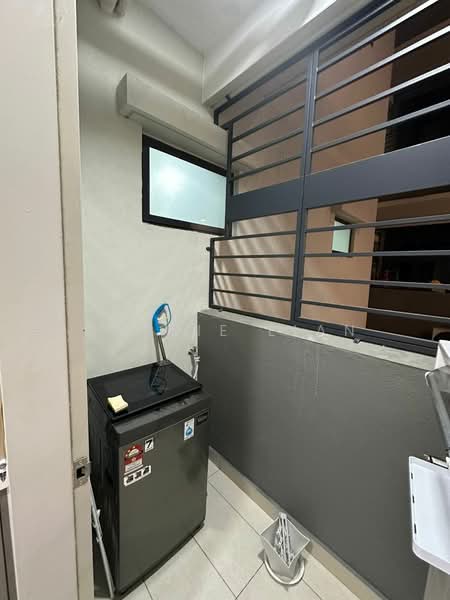 Servis Apartment untuk Dijual di Citizen 2 - Cassie Lian - Balcony - PropertyGuru.com.my