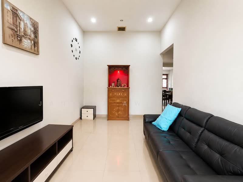 Rumah Teres 1 Tingkat untuk Dijual di Taman Perling (Perling) - Janelle Aw Yong - Living Room - PropertyGuru.com.my