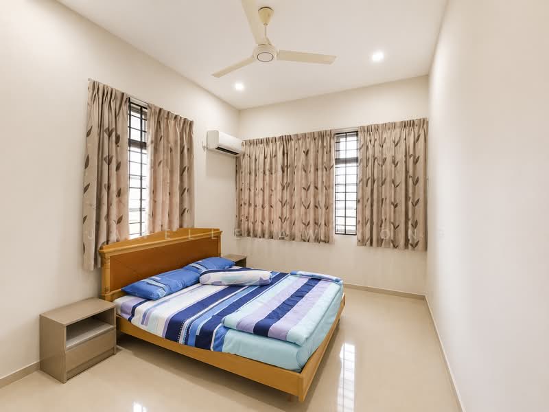 Rumah Teres 1 Tingkat untuk Dijual di Taman Perling (Perling) - Janelle Aw Yong - Bedroom - PropertyGuru.com.my
