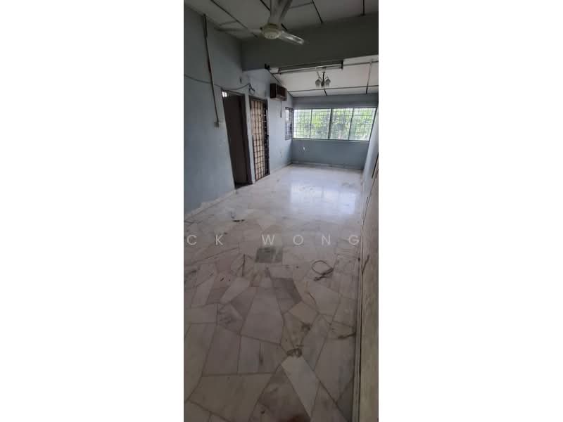 Rumah Berkembar untuk Dijual di Jinjang (Kuala Lumpur) - CK Wong - Living Room - PropertyGuru.com.my