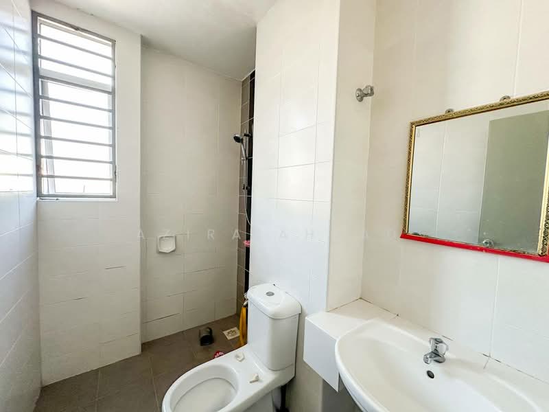 Semi-Detached House for Sale in Taman Tasik Semenyih (Semenyih) - Azira Ahmad - PropertyGuru.com.my
