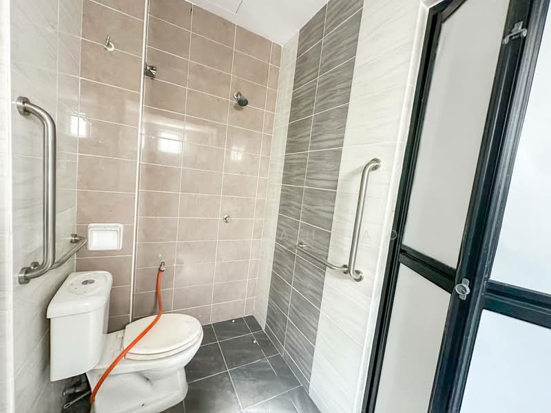 Semi-Detached House for Sale in Taman Tasik Semenyih (Semenyih) - Azira Ahmad - PropertyGuru.com.my