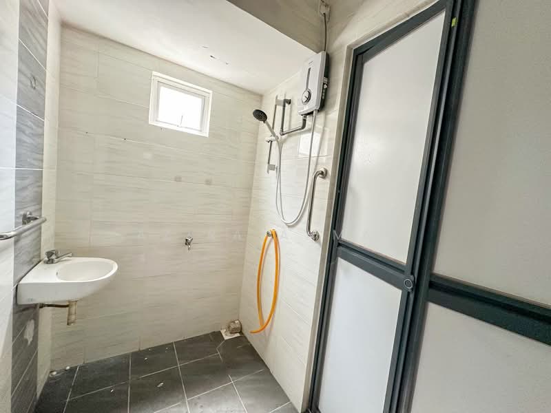 Semi-Detached House for Sale in Taman Tasik Semenyih (Semenyih) - Azira Ahmad - PropertyGuru.com.my