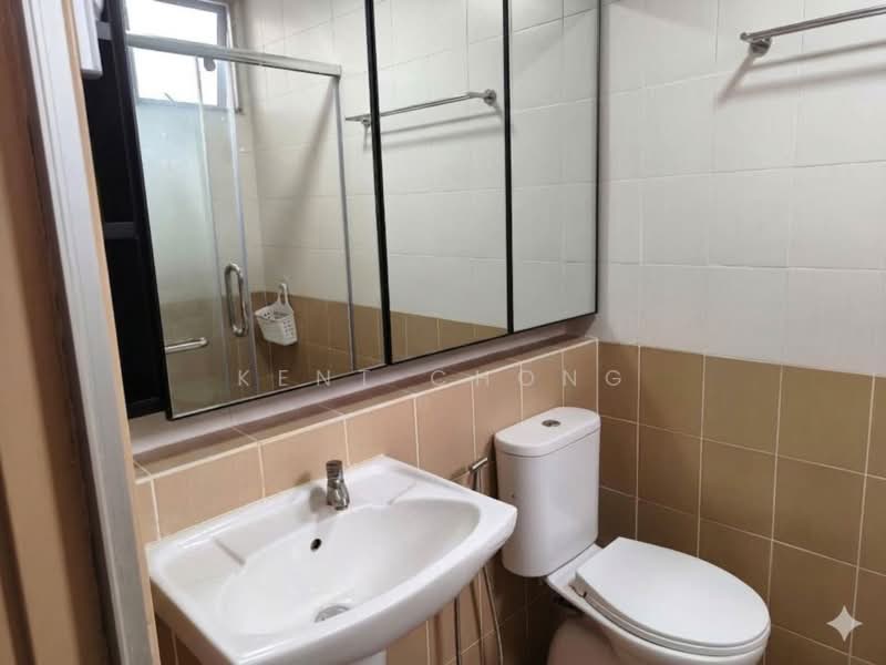 Kondominium untuk Dijual di Aman Heights Condominium - Kent Chong - Bathroom - PropertyGuru.com.my