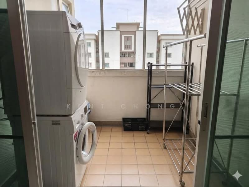 Kondominium untuk Dijual di Aman Heights Condominium - Kent Chong - Balcony - PropertyGuru.com.my