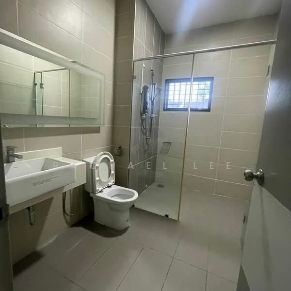 Rumah Teres 2 Tingkat untuk Disewa di Sepang (Selangor) - Rachael Lee - Bathroom - PropertyGuru.com.my