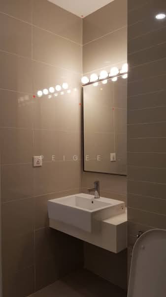 Condominium for Rent at The Veo - PeiGee . - Bathroom - PropertyGuru.com.my