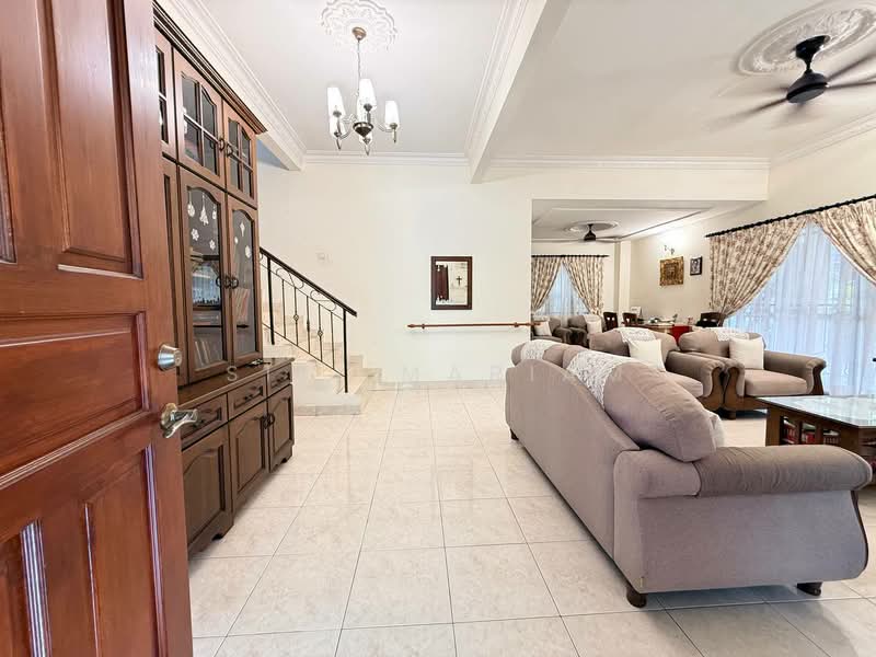 Semi-Detached House for Sale in Taman Setia 2 (Balakong) - Siti Mariam - Living Room - PropertyGuru.com.my