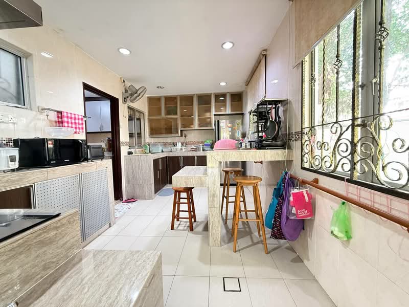 Semi-Detached House for Sale in Taman Setia 2 (Balakong) - Siti Mariam - Kitchen - PropertyGuru.com.my