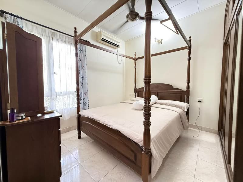 Semi-Detached House for Sale in Taman Setia 2 (Balakong) - Siti Mariam - Bedroom - PropertyGuru.com.my