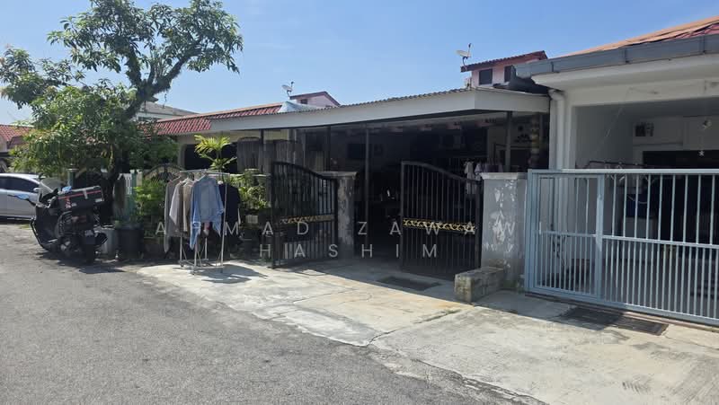 Terraced House for Sale in Batu 9 (Cheras) - Ahmad Zawawi Hashim - Exterior - PropertyGuru.com.my