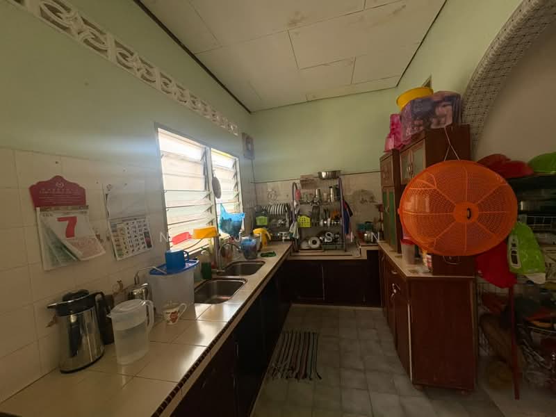 Rumah Berkembar untuk Dijual di Taman Sri Genting (Balik Pulau) - Ng Jit Sin - Kitchen - PropertyGuru.com.my