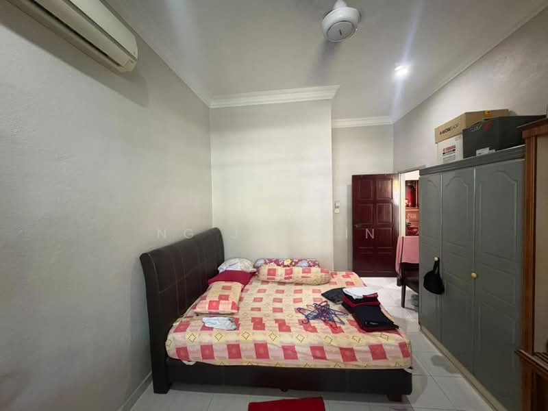 Rumah Berkembar untuk Dijual di Taman Sri Genting (Balik Pulau) - Ng Jit Sin - Bedroom - PropertyGuru.com.my