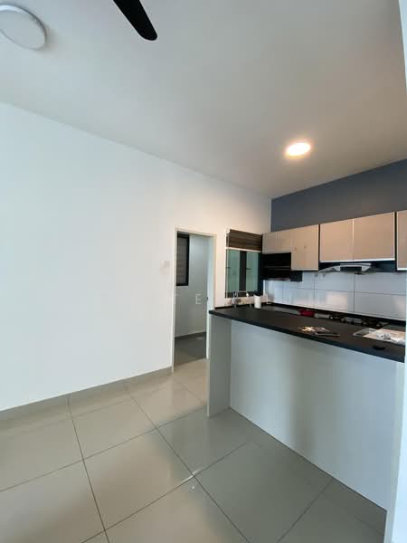 Kondominium untuk Disewa di Parkhill Residence - Kristen Lim - Kitchen - PropertyGuru.com.my