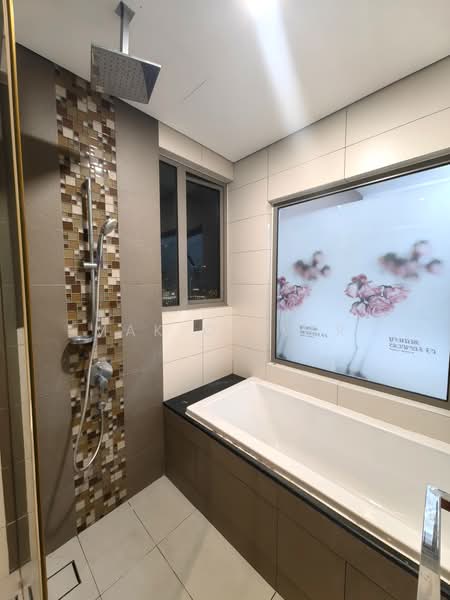 Condominium for Sale at KM1 East - Mak Oliver - Bathroom - PropertyGuru.com.my