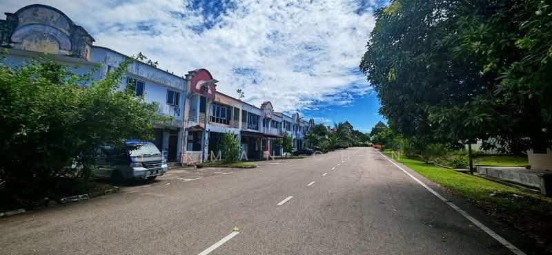 Kedai untuk Dijual di Taman Tanjung Puteri Resort (Pasir Gudang) - Herman Chen - Exterior - PropertyGuru.com.my