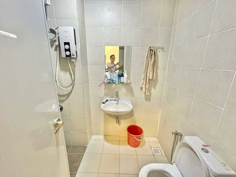 Kondominium untuk Dijual di PARC Regency (Residensi Masai) - Winson Yap - Bathroom - PropertyGuru.com.my