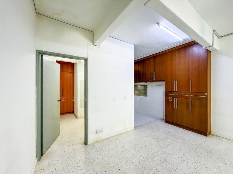 2-storey Terraced House for Sale in Batu Caves (Selangor) - Izzat Zamros - PropertyGuru.com.my