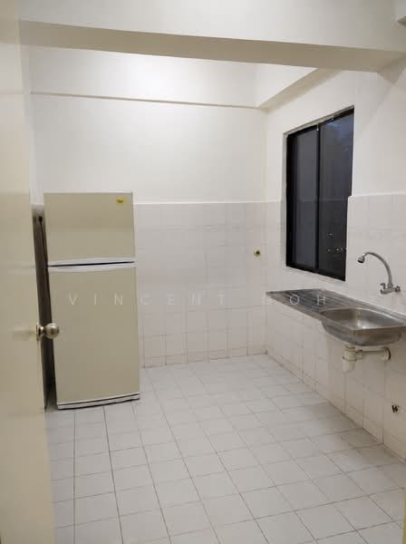 Kondominium untuk Dijual di Sri Pelangi Condominiums - Vincent Goh - Kitchen - PropertyGuru.com.my