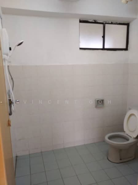 Kondominium untuk Dijual di Sri Pelangi Condominiums - Vincent Goh - Bathroom - PropertyGuru.com.my