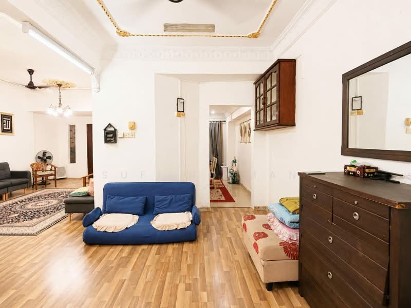 2-storey Terraced House for Sale in Bandar Baru Uda (Tampoi) - Sufi Norman - Living Room - PropertyGuru.com.my