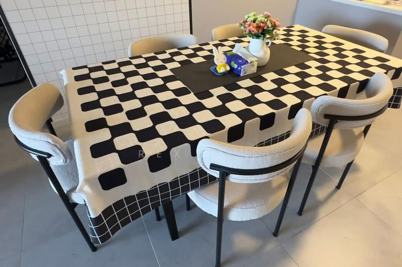 Servis Apartment untuk Disewa di The Goodwood Residence - Rex Tan - Dining Room - PropertyGuru.com.my