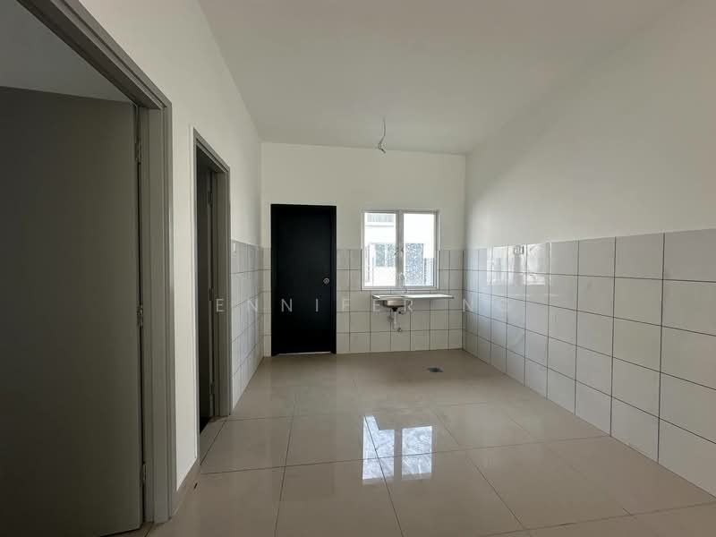 2-storey Terraced House for Sale in Kota Tinggi (Johor) - Jennifer Ng - Kitchen - PropertyGuru.com.my