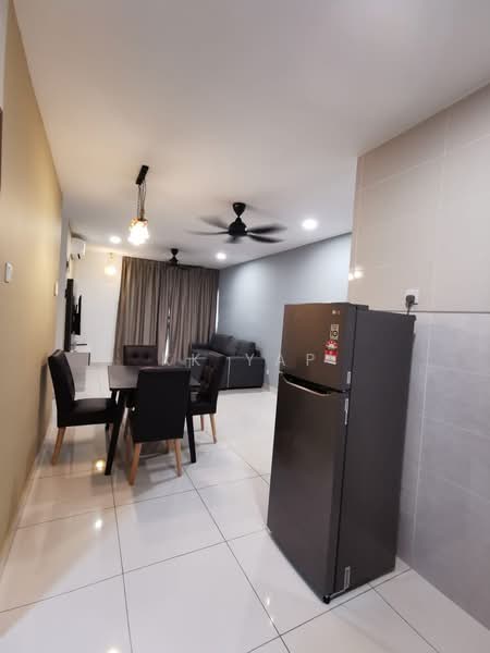 Condominium for Rent at Paraiso Residence @ The Earth - KK Yap - Living Room - PropertyGuru.com.my