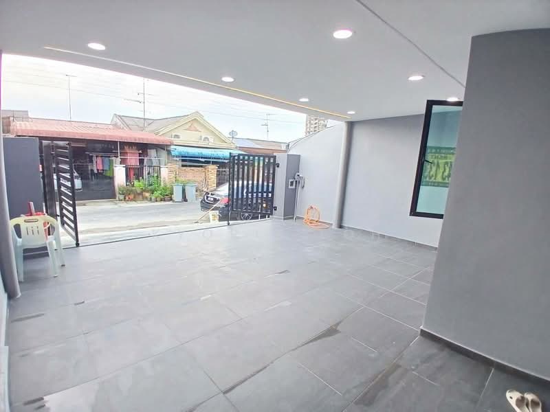 1-storey Terraced House for Sale in Taman Sri Skudai (Skudai) - Kyoris Loh - Exterior - PropertyGuru.com.my