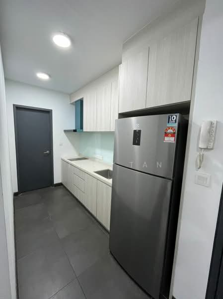 Pangsapuri untuk Dijual di V Residence Suites @ Sunway Velocity - Billy Tan - Kitchen - PropertyGuru.com.my