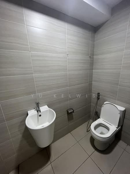 Servis Apartment untuk Disewa di Serviced Residence @ 3 Towers - Yu Kelwis - Bathroom - PropertyGuru.com.my