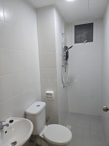 Flat for Rent at IDEAL RESIDENCY - Aster Ng - Bathroom - PropertyGuru.com.my