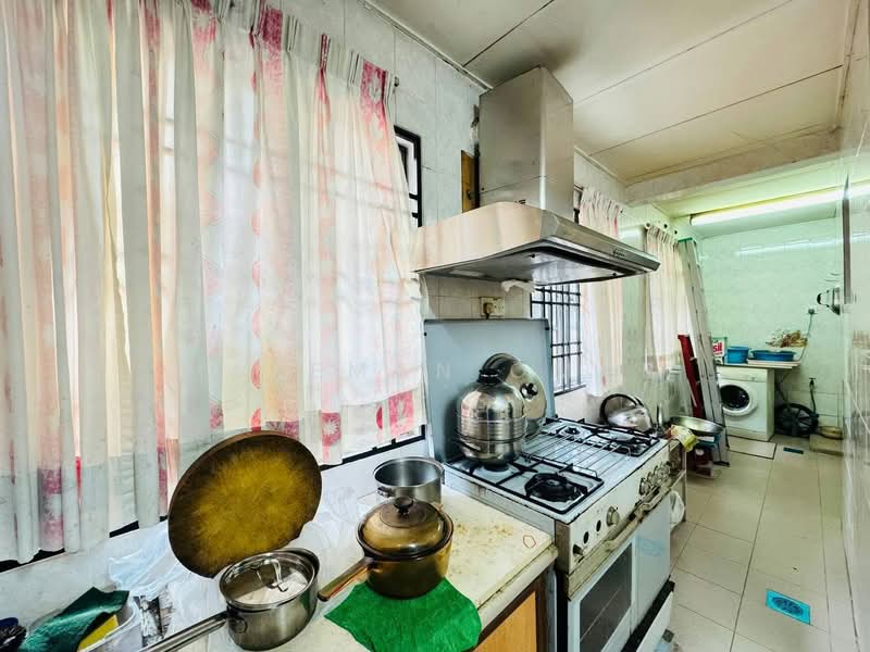 2-storey Terraced House for Sale in Bukit Jelutong (Shah Alam) - Hazeman Omar - Kitchen - PropertyGuru.com.my