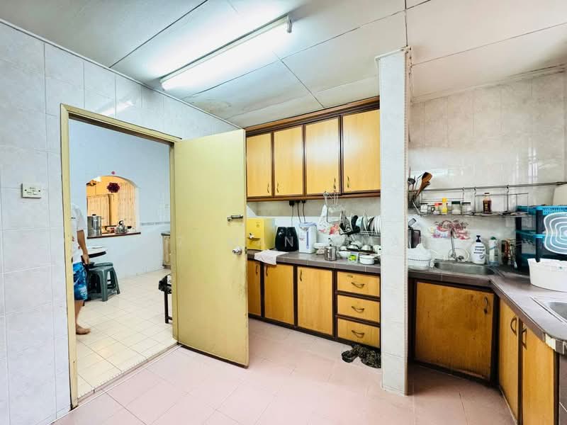2-storey Terraced House for Sale in Bukit Jelutong (Shah Alam) - Hazeman Omar - PropertyGuru.com.my