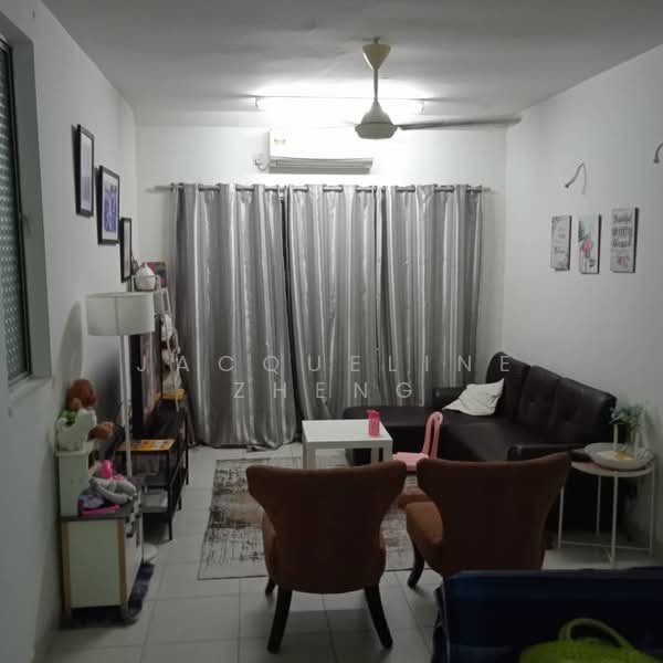 Apartment for Sale at Suria Permai - Jacqueline Zheng - Living Room - PropertyGuru.com.my