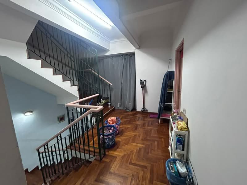 2.5-storey Terraced House for Sale in Taman Gaya (Ulu Tiram) - Jennifer Ng - Corridor - PropertyGuru.com.my