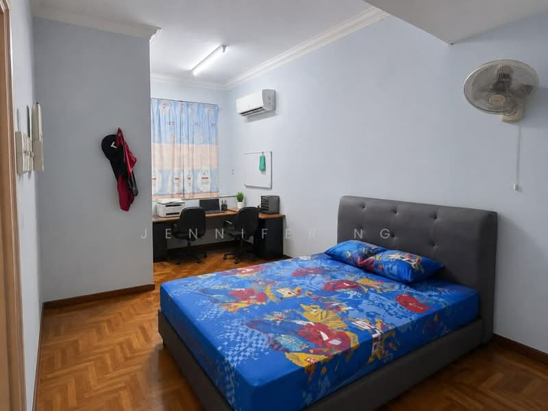 2.5-storey Terraced House for Sale in Taman Gaya (Ulu Tiram) - Jennifer Ng - Bedroom - PropertyGuru.com.my