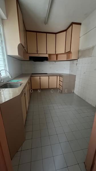 Kondominium untuk Dijual di D'Casa Condominium - Eson Chew - Kitchen - PropertyGuru.com.my