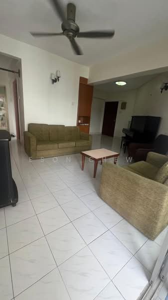 Kondominium untuk Dijual di D'Casa Condominium - Eson Chew - Living Room - PropertyGuru.com.my