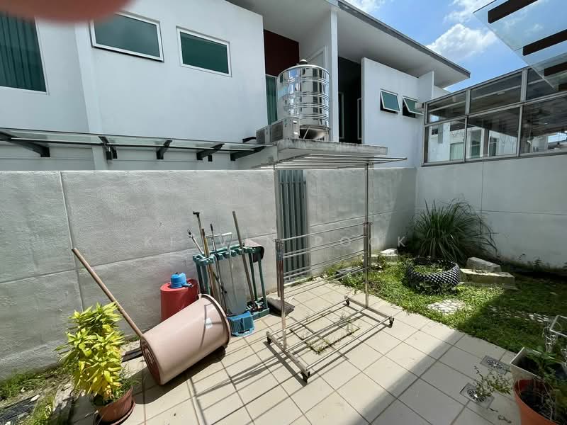 Rumah Berkembar untuk Dijual di Cyberjaya (Selangor) - Kelvin Pook - Exterior - PropertyGuru.com.my