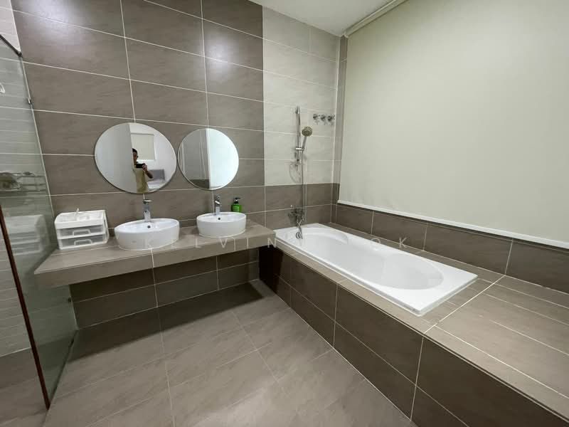 Rumah Berkembar untuk Dijual di Cyberjaya (Selangor) - Kelvin Pook - Bathroom - PropertyGuru.com.my