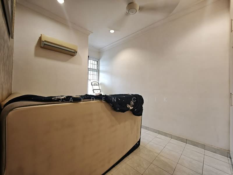 Townhouse for Sale in Taman Lagenda Mas (Cheras) - Jayden Chik - Bedroom - PropertyGuru.com.my