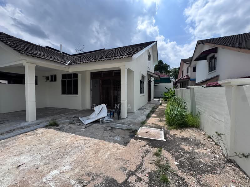 Semi-Detached House for Sale in Taman Bukit Rinting (Masai) - Tyna . - PropertyGuru.com.my