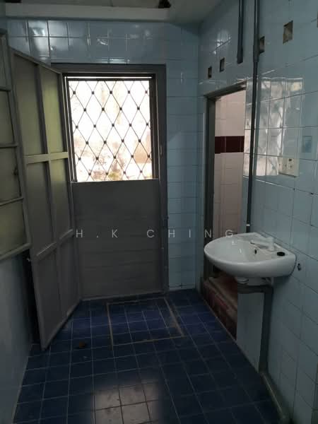 Rumah Teres 1 Tingkat untuk Dijual di Titiwangsa (Kuala Lumpur) - H.K Ching - Bathroom - PropertyGuru.com.my