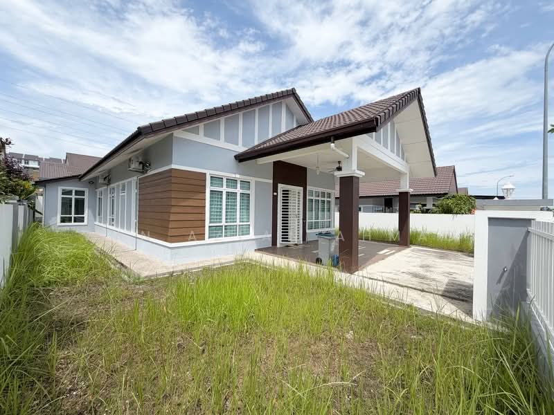 Bungalow for Sale in Taman Bukit Senawang (Senawang) - Wan Azlan Ahmad - PropertyGuru.com.my