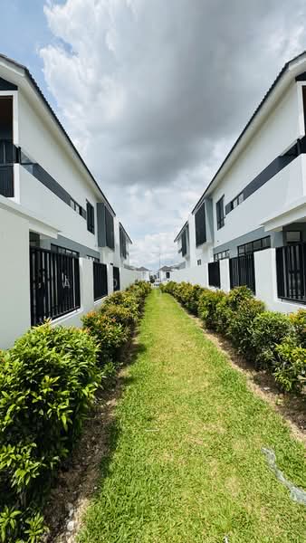 Rumah Kluster untuk Dijual di Austin Crest (Johor Bahru) - Anderson Yu - Exterior - PropertyGuru.com.my