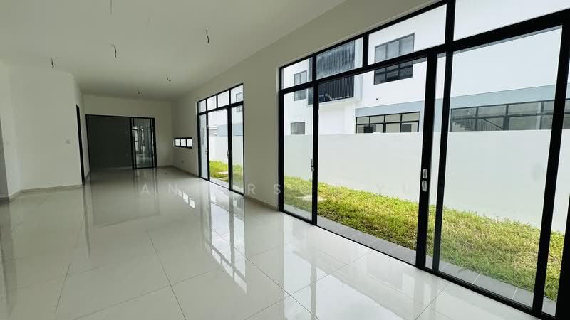 Rumah Kluster untuk Dijual di Austin Crest (Johor Bahru) - Anderson Yu - Living Room - PropertyGuru.com.my