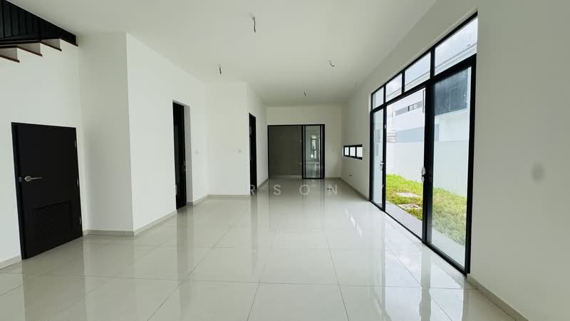 Rumah Kluster untuk Dijual di Austin Crest (Johor Bahru) - Anderson Yu - Living Room - PropertyGuru.com.my