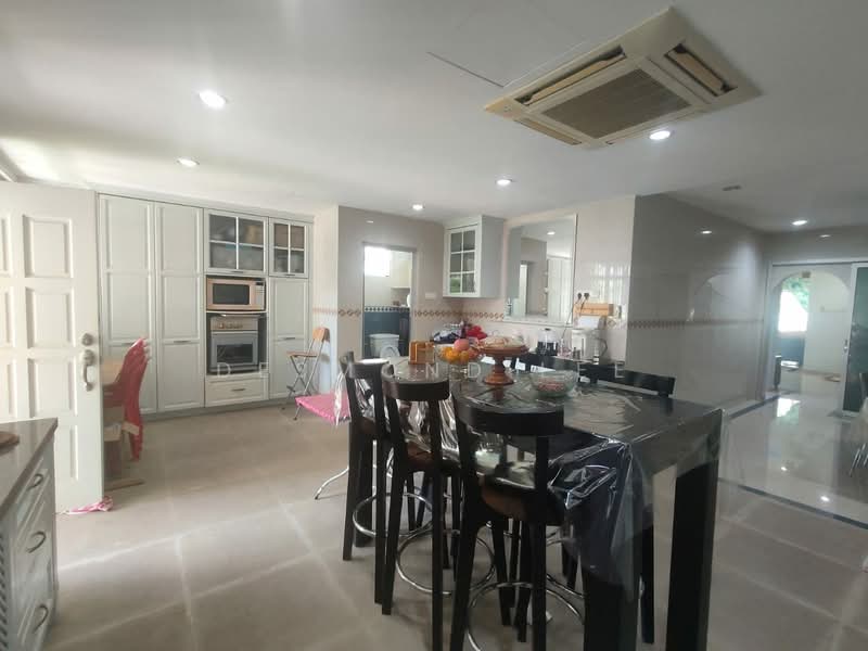 Semi-Detached House for Sale in Taman Desa Wangsa (Batu Maung) - Desmond Lee - Kitchen - PropertyGuru.com.my