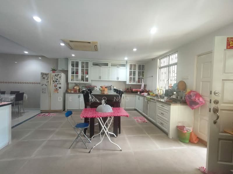 Semi-Detached House for Sale in Taman Desa Wangsa (Batu Maung) - Desmond Lee - Kitchen - PropertyGuru.com.my